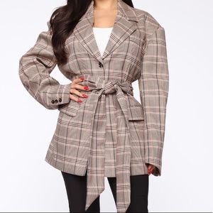 Plaid short trench coat